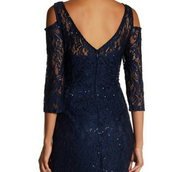 Beautiful Lace Gown - Picture 6 of 6